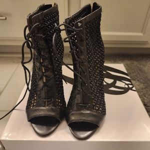 Nine West Women's Daiquiri Dress Bootie Size 8